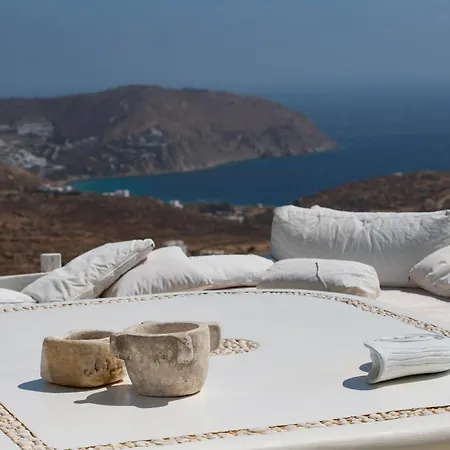 Lux Private Estate Endless Sea & Sky View