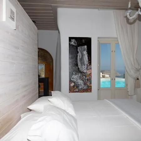 Lux Private Estate Endless Sea & Sky View