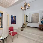 Lux Private Estate Endless Sea & Sky View
