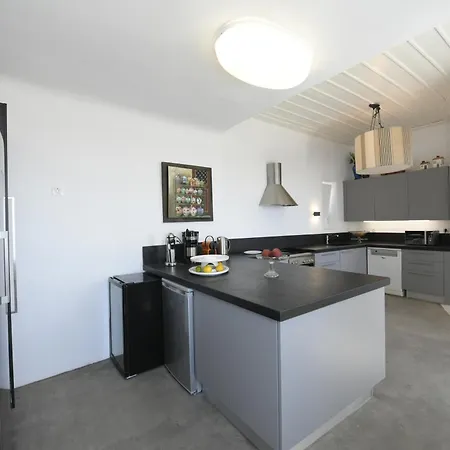 Infinity Elite Estate Вилла